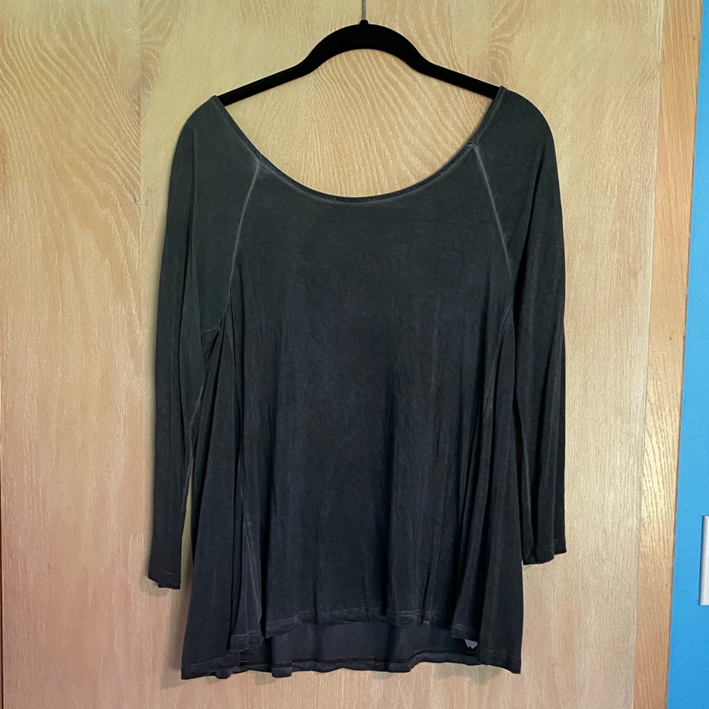 American Eagle Long Sleeve Gray Shirt